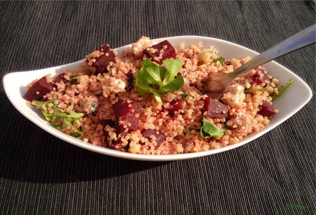 Céklás-kéksajtos quinoa