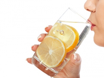 20 ok, amiért érdemes citromos vízzel kezdeni a napodat!